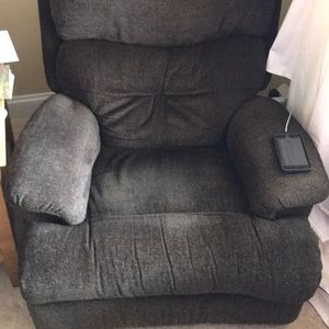 Meet your Posher, Joyce